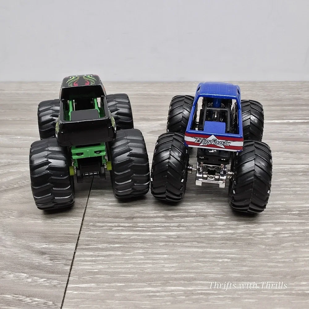 BIGFOOT Hot Wheels MONSTER TRUCKS Firestone - 1/64 MATTEL 2020 + Adventure Force